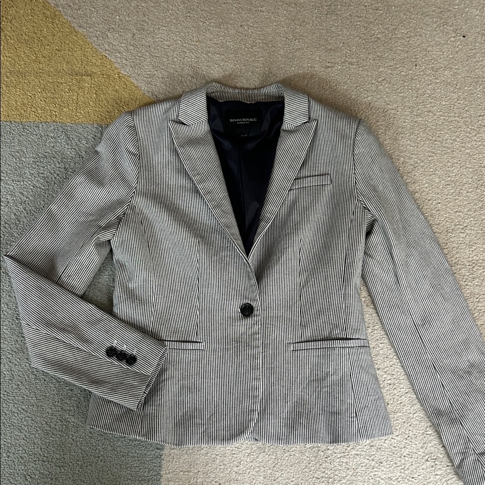 Banana Republic Black and White Pinstripe Blazer